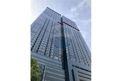 For rent Ashton Asoke